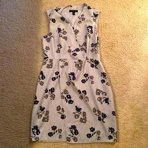 Professional work dress. Grey with flowers. Petite size 4